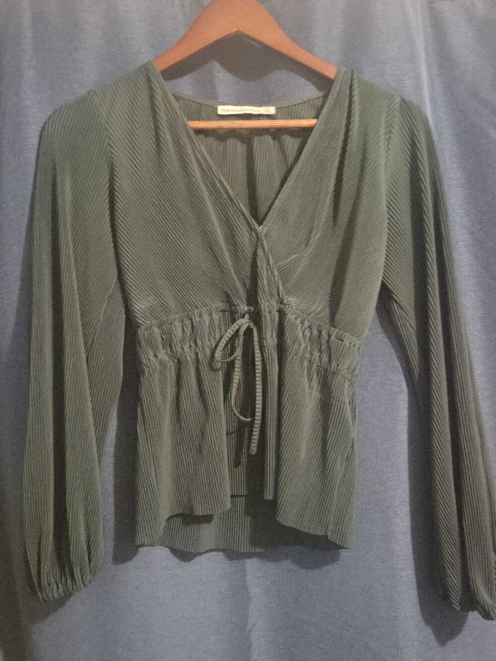 Abercrombie and Fitch top XS